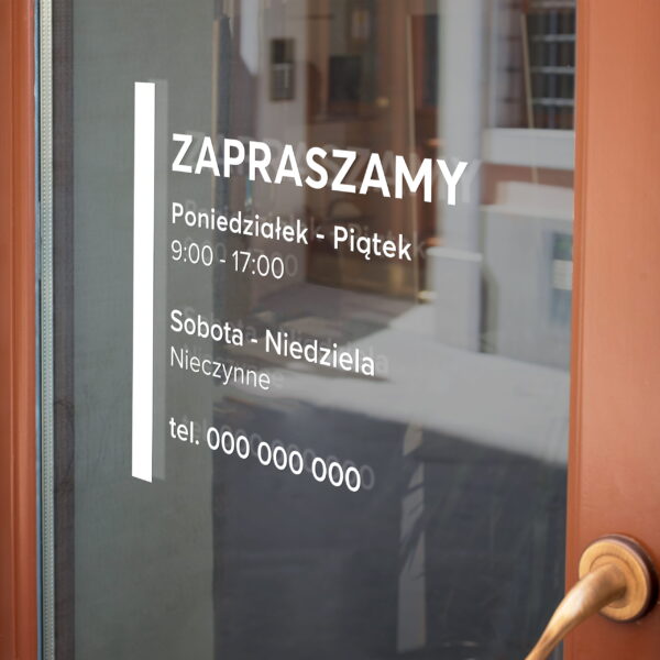 Naklejka z godzinami otwarcia